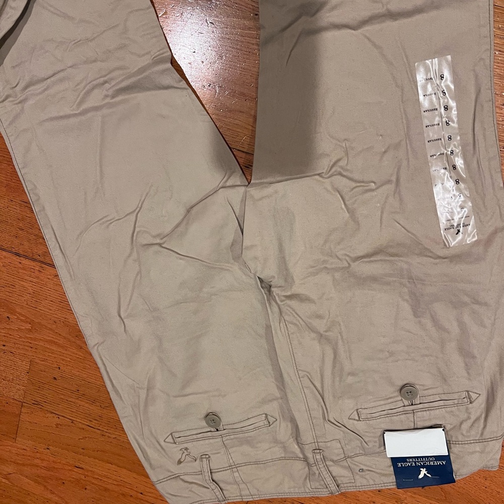 American Eagle Outfitters Women’s Khaki Chinos - Picture 5 of 7